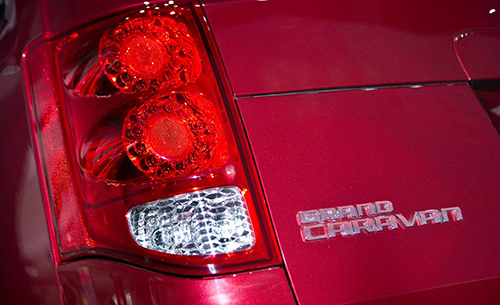 Додж Караван значок