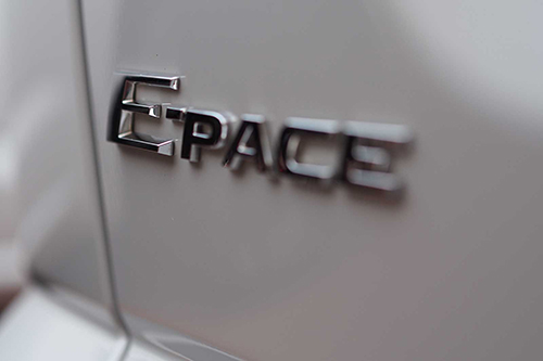 Ягуар E-Pace значок