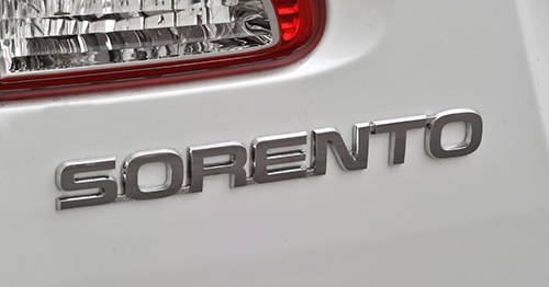 Киа Соренто значок