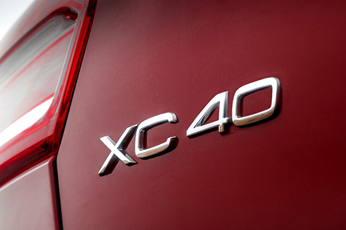 Вольво ХС40 значок